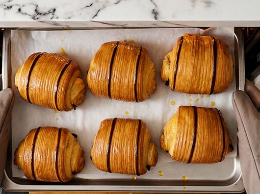 Pain-au-chocolat-bake-at-home